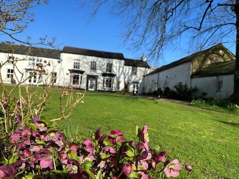 Lowick House beautiful C18 property with extensive  gardens