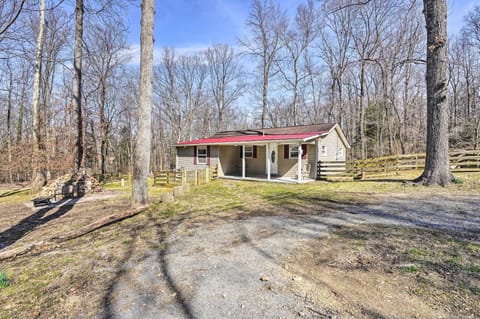 Harpers Ferry Vacation Rental | 3BR | 2BA | 2 Steps to Enter | 1,104 Sq Ft