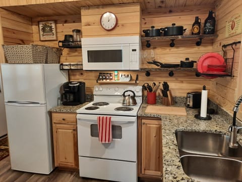 Adventure Cabin kitchen detail