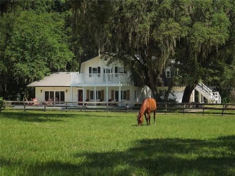 Enjoy an intimate farm stay!