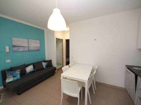 Property, Furniture, Couch, Table, Building, Comfort, Architecture, Interior Design, Wood