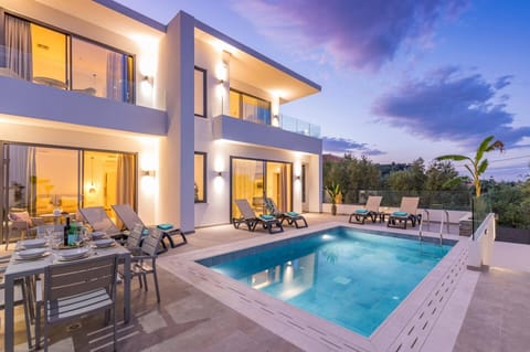 Villa Bougainvillea Boutique 2 image