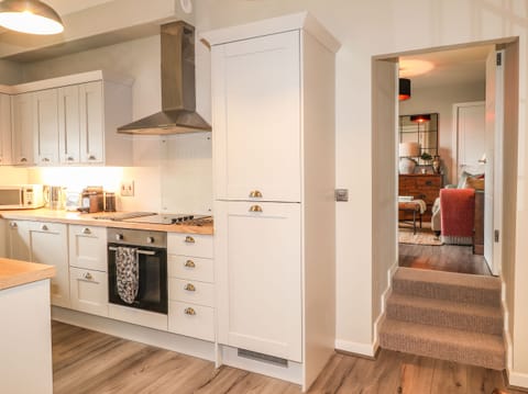 Fridge, dishwasher, electric kettle, toaster