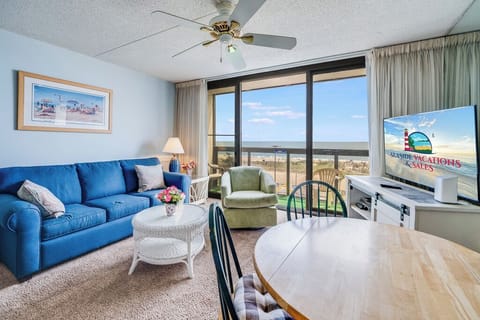 Welcome to Golden Sands 208!