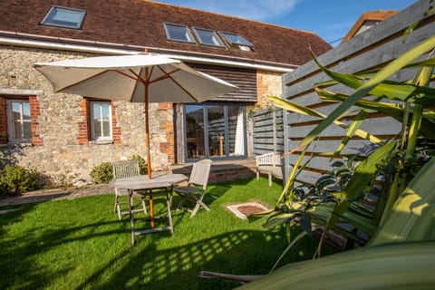 House, 2 Bedrooms