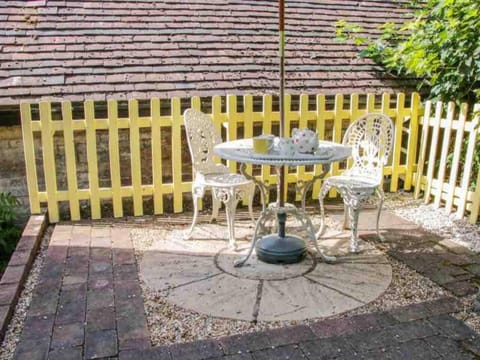 Cottage | Outdoor dining