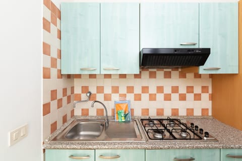 Standard Apartment | Private kitchen | Highchair