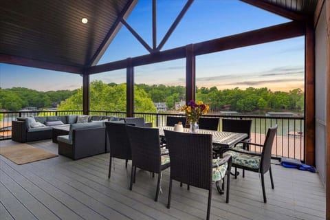 The views just never end. With high ceilings and great air flow, you'll be comfortable on the warmest days.