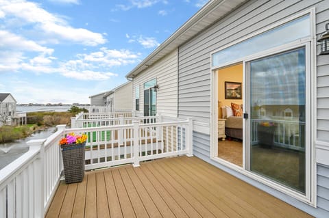 Welcome to Seaside Village 4!