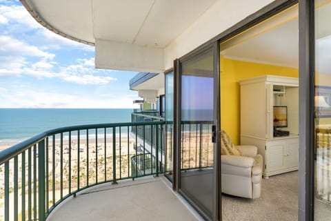 Welcome to Summer Beach 807!