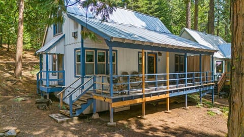 Welcome to Cabin #7