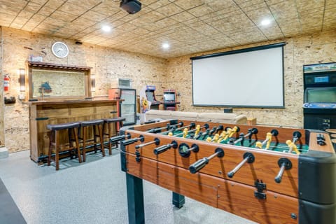 Blaine Vacation Rental | 5BR | 3BA | 2,166 Sq Ft | 2 Steps to Enter
