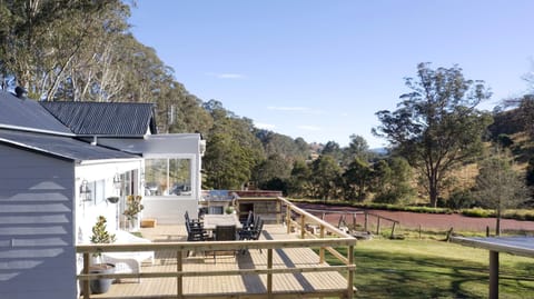 Waukivory Estate Outdoor Living 