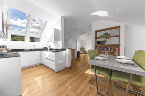 Forge Bridge House kitchen and dining area