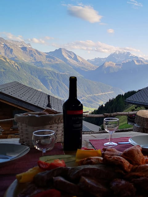 With a barbecue on the veranda, you can live it