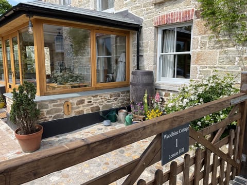 Cottage | Interior