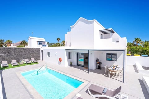 Villa Manuela image