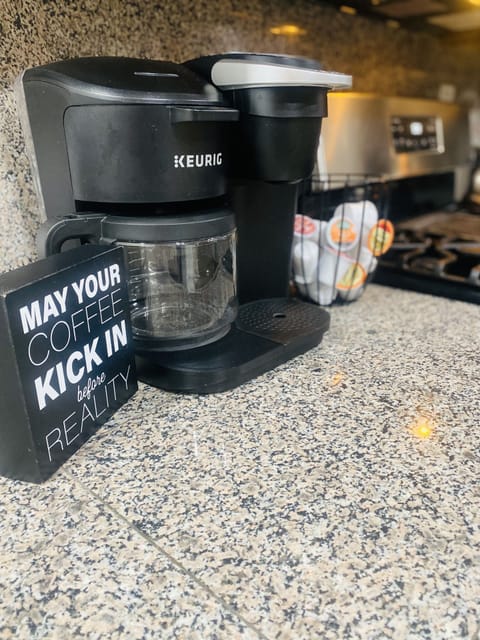 Keurig dual brew coffeemaker 