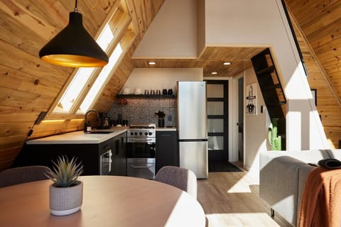 The kitchen is equipped with all modern appliances such as a fridge, stove, oven, microwave, and essential utensils, cookware, toaster, and Nutri-bullet. Treat yourself to freshly brewed coffee with the Mr. Coffee automatic pour-over coffee machine. 