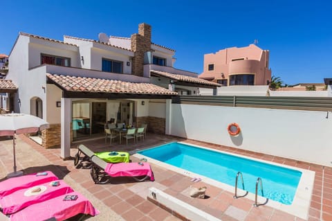 Villa Pino image