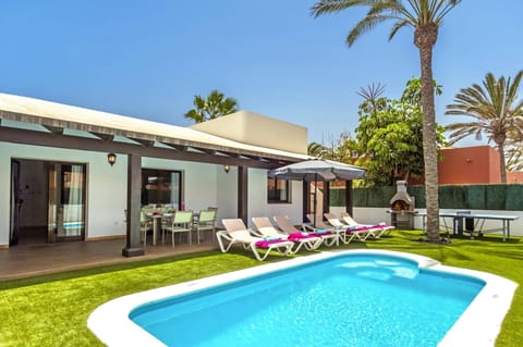 Villa Oasis image