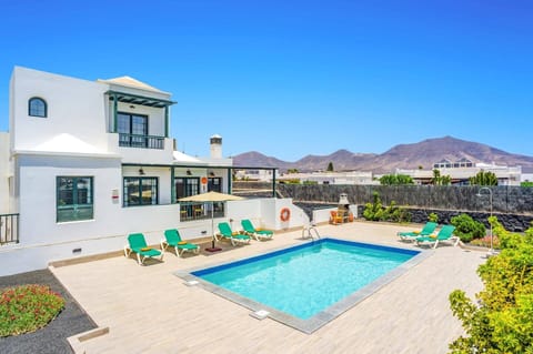 Villa Marnie image