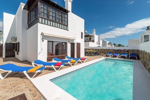 Villa Margarita image