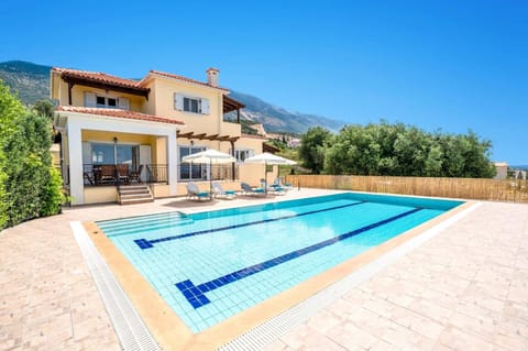 Villa Kismet image