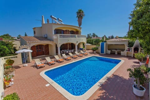 Villa Isabel image