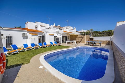 Villa Pina image
