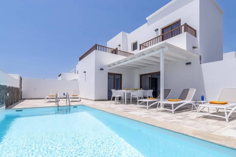 Villa Femes image