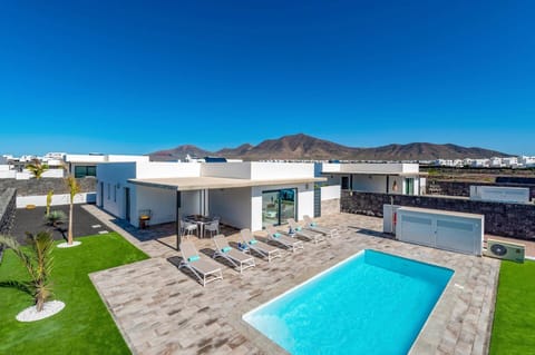 Villa Malvasia image