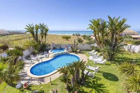 Villa Nautilus image