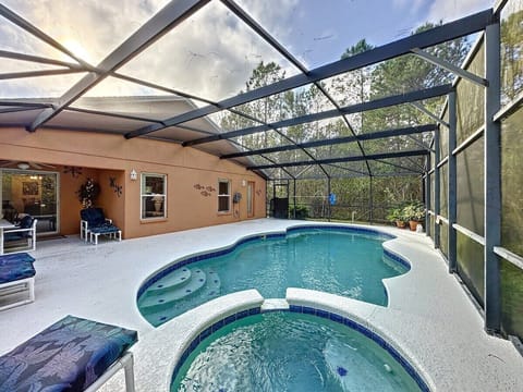 Fully screened in, oversized deck and pool area, pool heat is available (must have pool heat for spa to warm up)