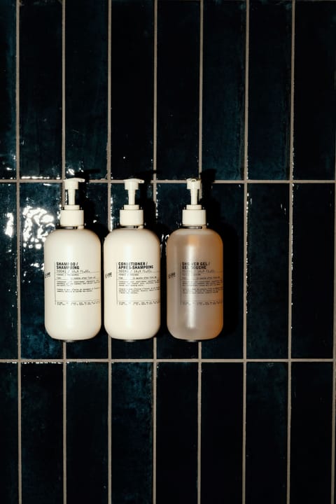 Rainfall showerhead, designer toiletries, hair dryer, bathrobes