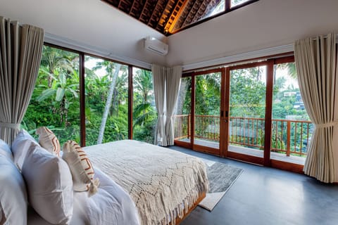 Two Bedroom Private Pool Villa with Valley View | Minibar, desk, free WiFi, bed sheets