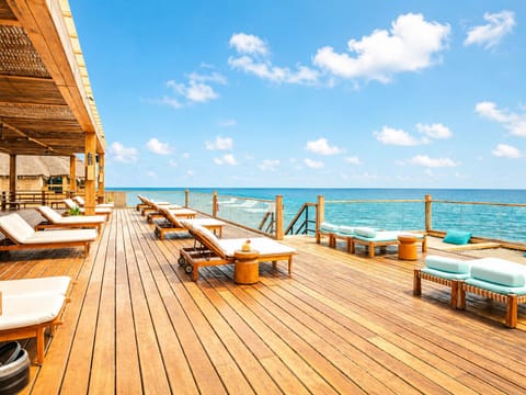 Private beach, sun loungers, beach umbrellas, beach towels