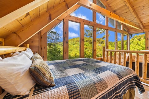Cabin, 3 Bedrooms | 3 bedrooms, WiFi (free)