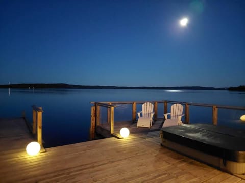 Cottage | Property grounds