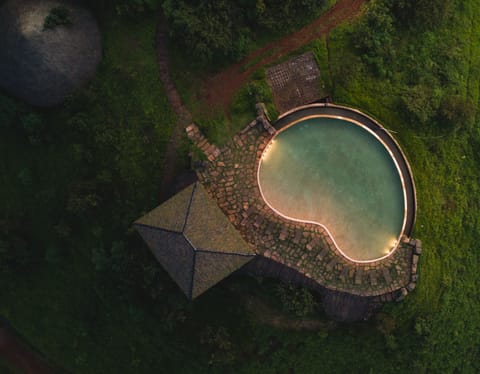 Infinity pool
