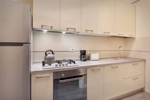 08ab0f31-e99c-4434-8f71-c0aeabb1137c