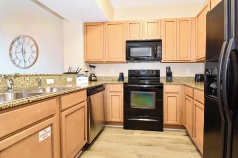 The Palms of Destin 1705 - Kitchen