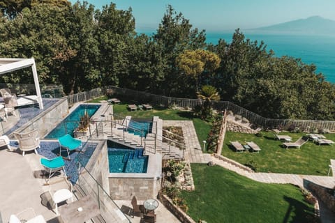 House, Smoking | 12 bedrooms
