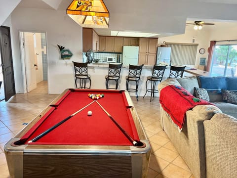 Pool table