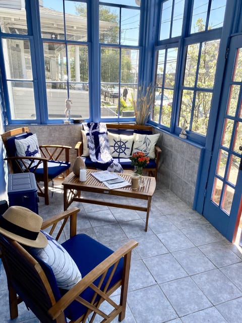 Sunroom 