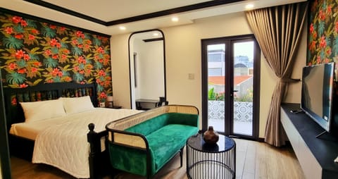 Premium Room | Minibar, desk, soundproofing, free WiFi