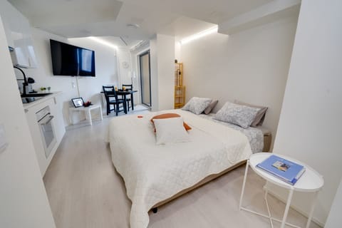 Bedroom (1)