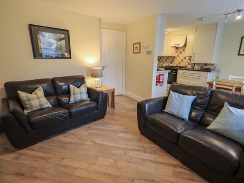 Cottage | Living area