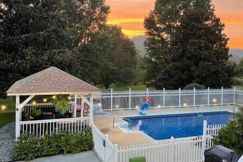 53f28570-dd01-4770-959b-f8ca99f9c5ef