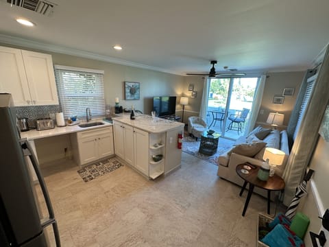Luxury open plan awaits you - fully equipped for vacation